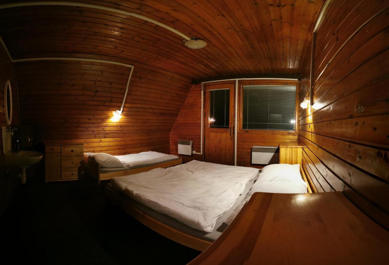 Chata Pod Majovou Muldou Demanovska Dolina Exterior photo